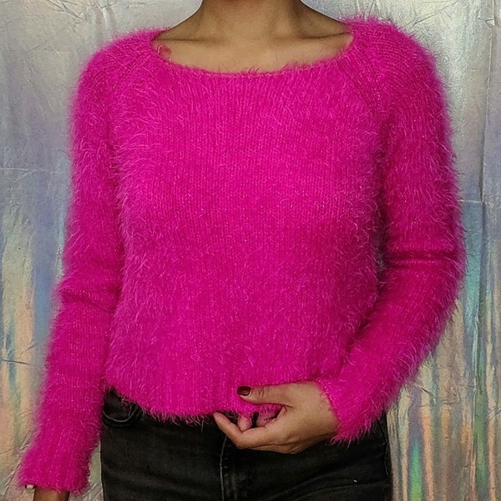 Y2K Fuzzy Pink Crop Pullover